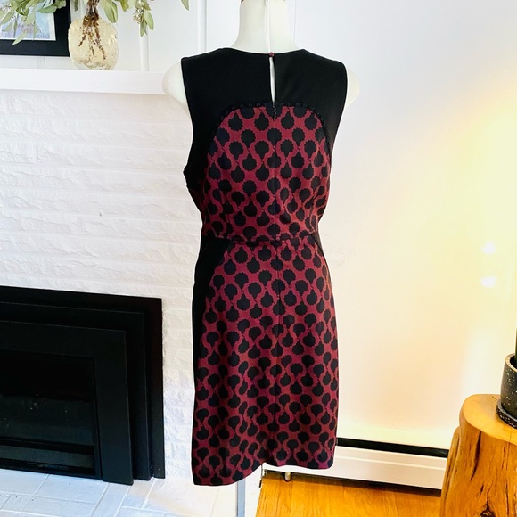 Rachel Roy Fitted Pencil Dress In Burgundy & Black Print - Picture 4 of 8